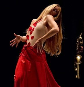 2015,LUNA ROSSA,teatro di fiorenzuola (1).jpg